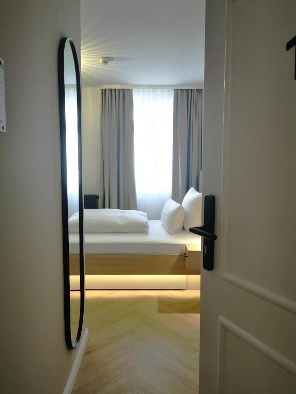 Hotel Württemberger Hof - Economy Single Room