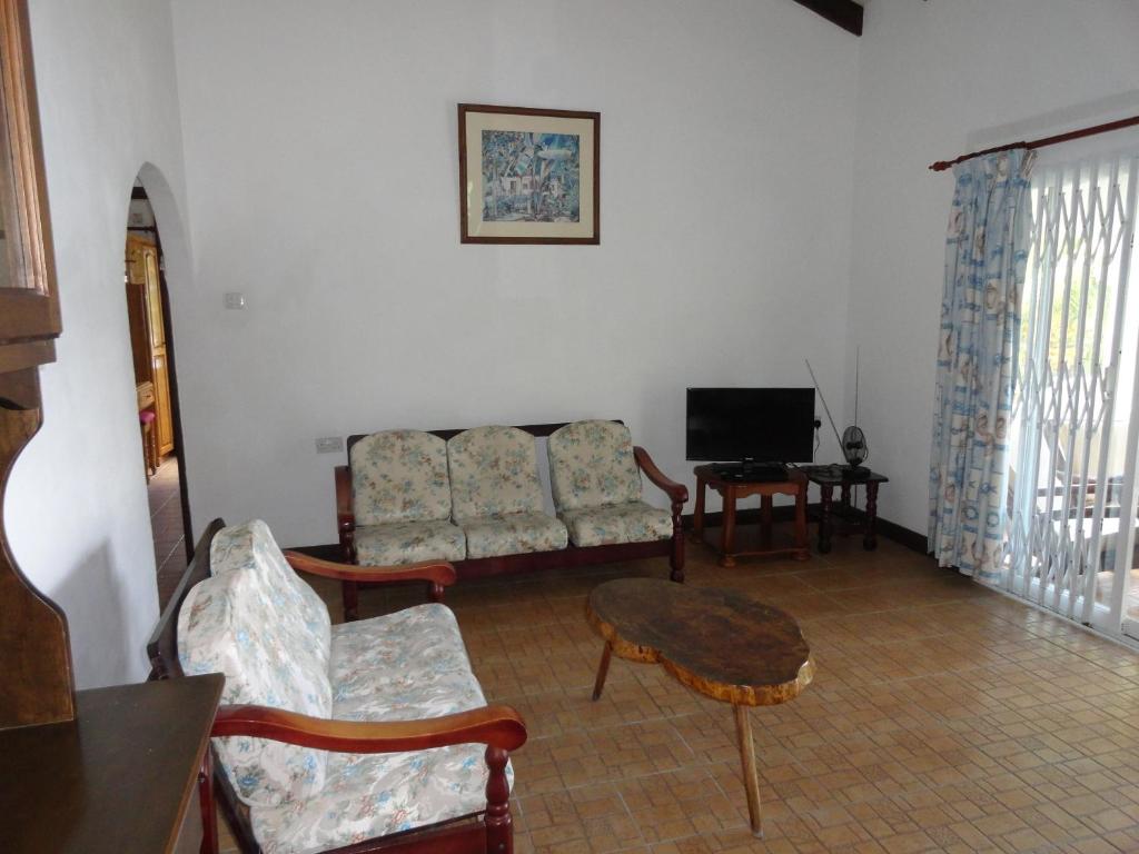 Posezení v ubytování Lazare Picault Hotel