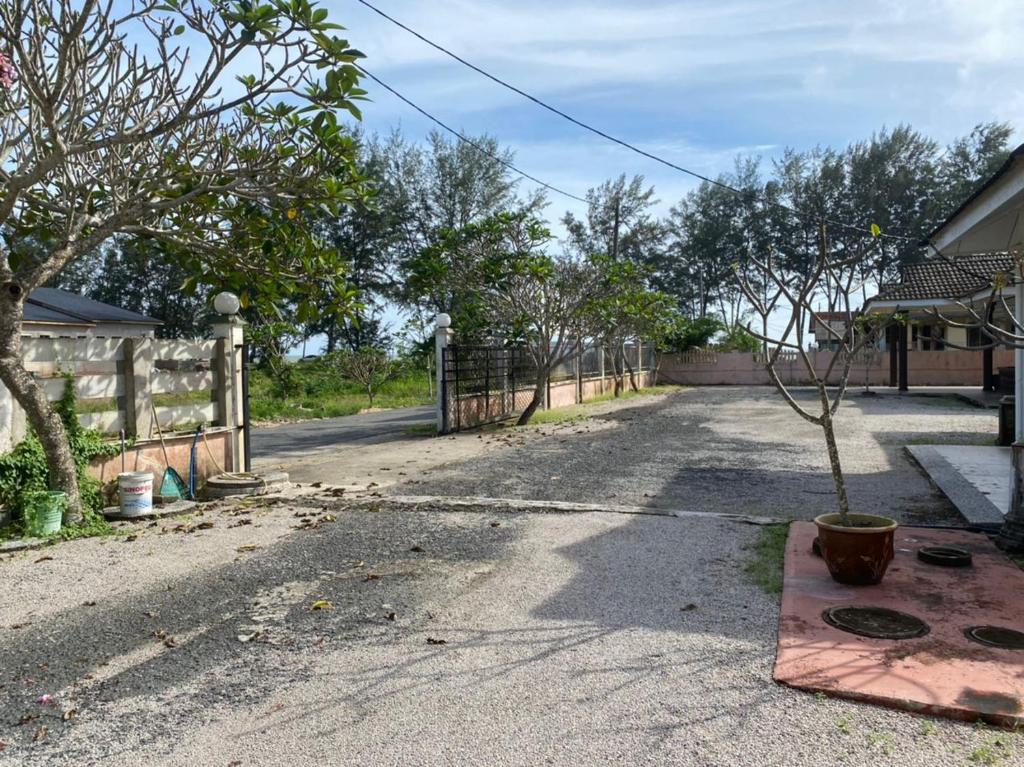 Gallery image of Paka Seaview Inn in Paka