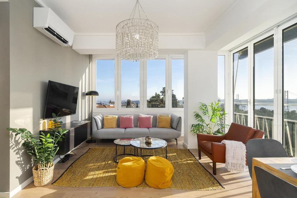 WHome | 270º Panoramic View Premium Apartment
