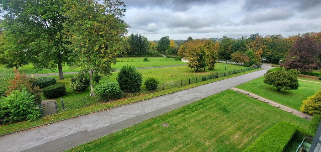 Zahrada ubytování Ferienwohnung Charlie mit Seeblick