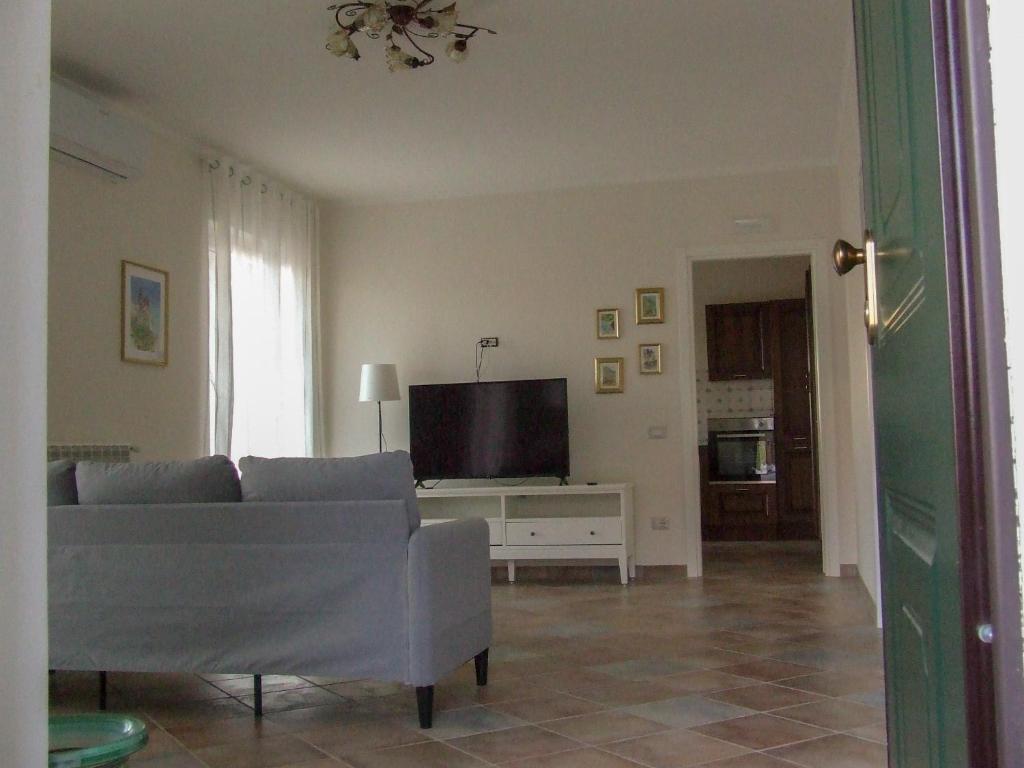 TV a/nebo společenská místnost v ubytování Casa delle Campane