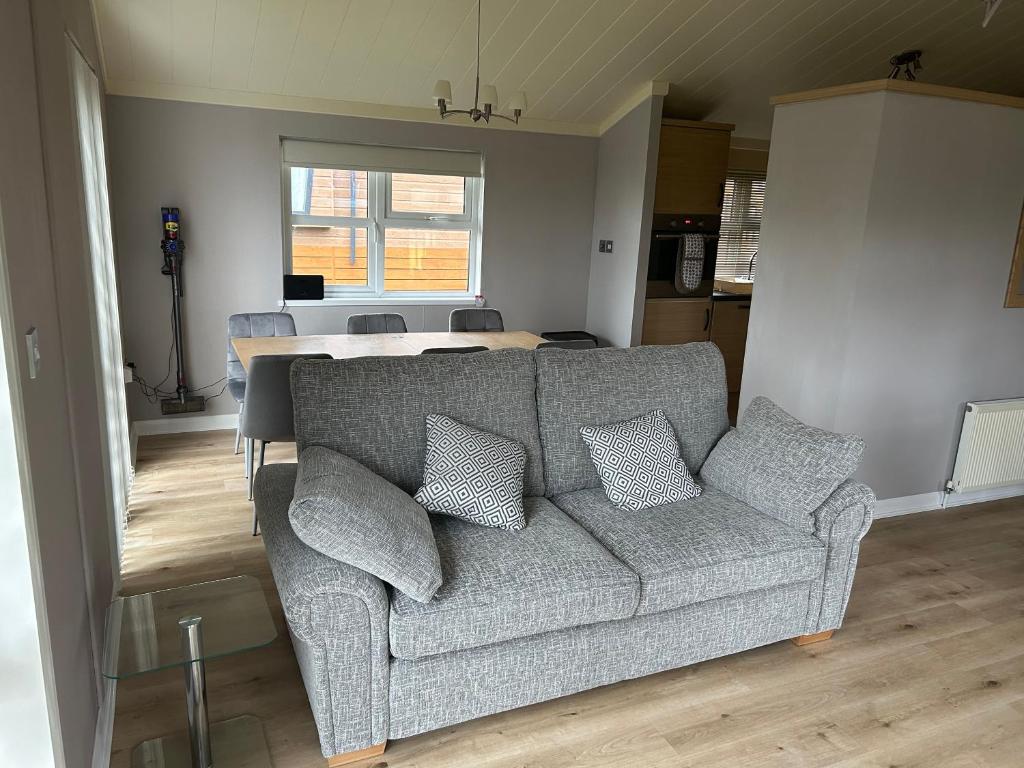 Millie,s View 18 hole free Golf - Chalet Met Twee Slaapkamers