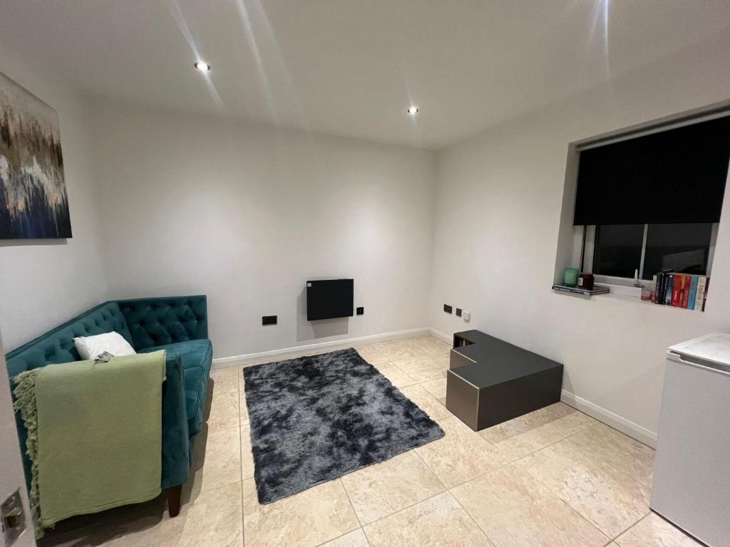 Cotes Yard, Loughborough (updated prices 2024)