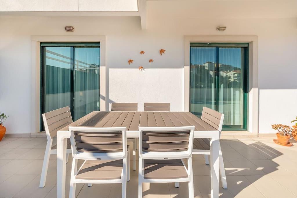 Cascais Sunny with very spacious terrace
