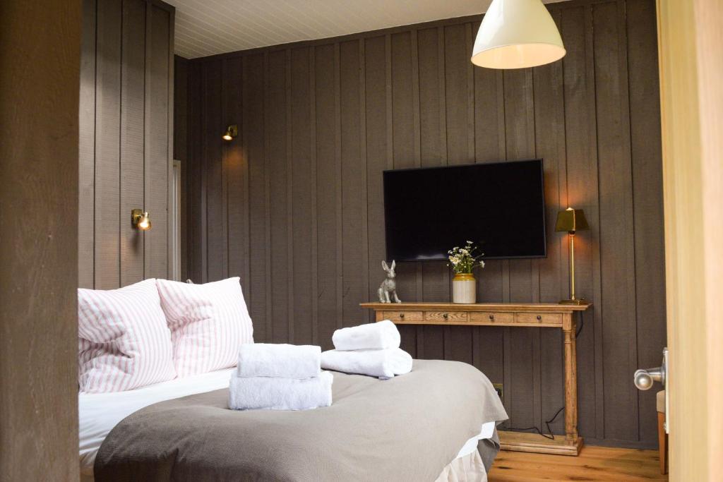 Retreat East - One-Bedroom House
