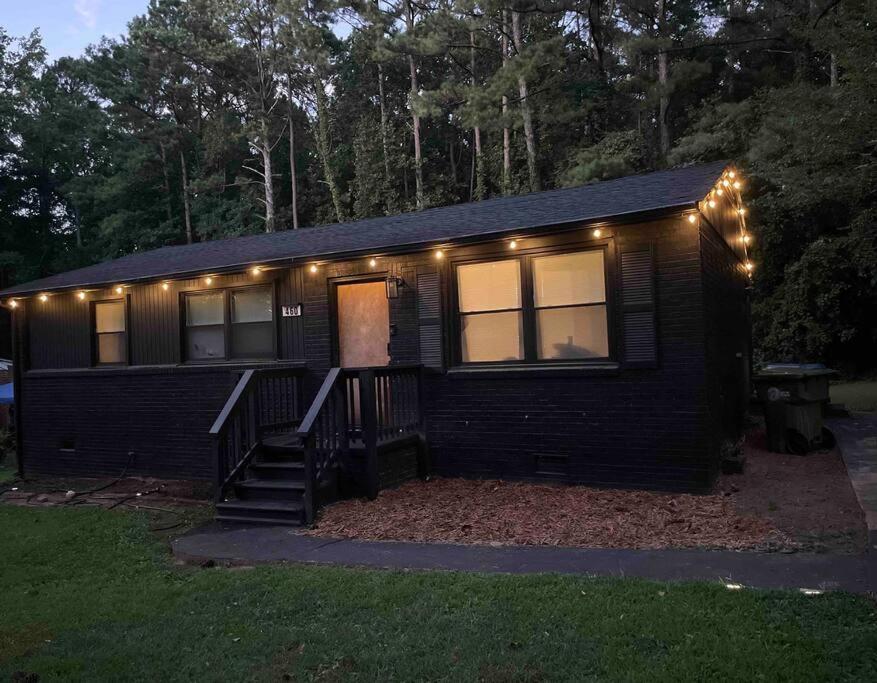 Gallery image of Cozy home 15 min from airport and Downtown in Atlanta