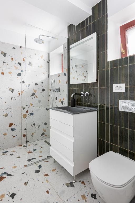 PEAK Aparthotel - Old Town - by CityHost