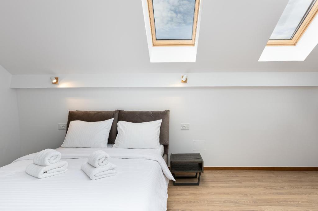 PEAK Aparthotel - Old Town - by CityHost - Resim 34