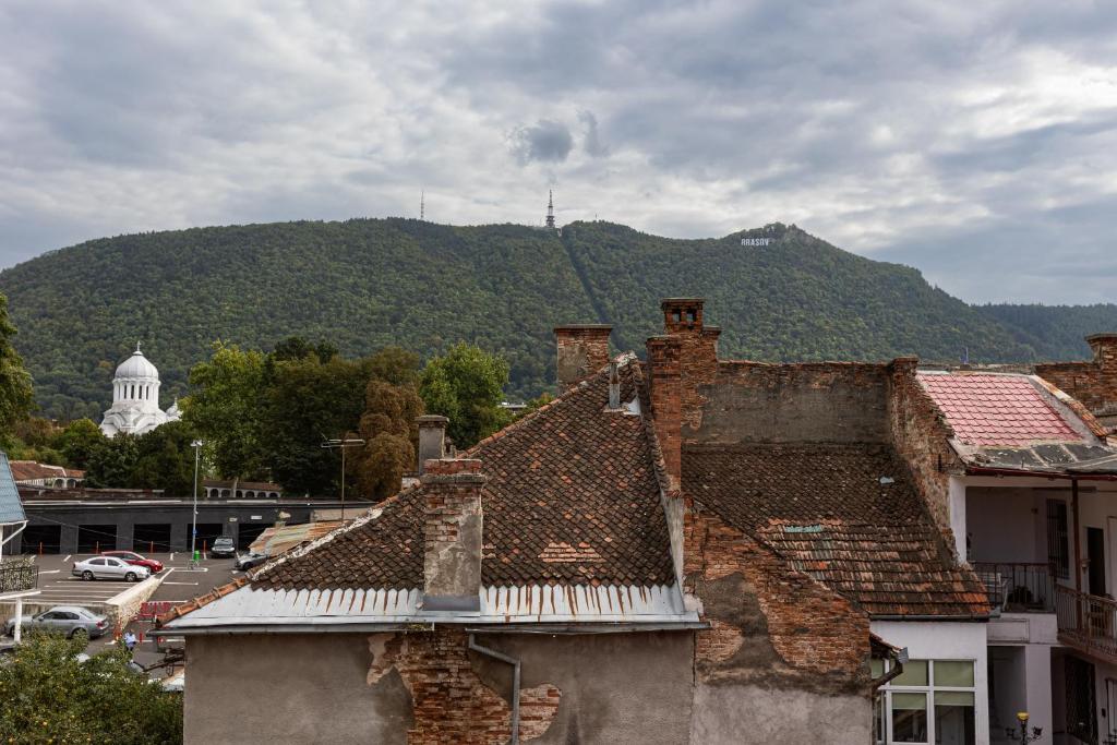 PEAK Aparthotel - Old Town - by CityHost - Resim 33