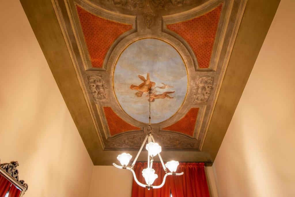 N4U Guest House Florence - Deluxe Room