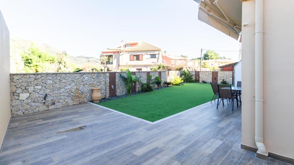 Zahrada ubytování ELEGANCE SUITES