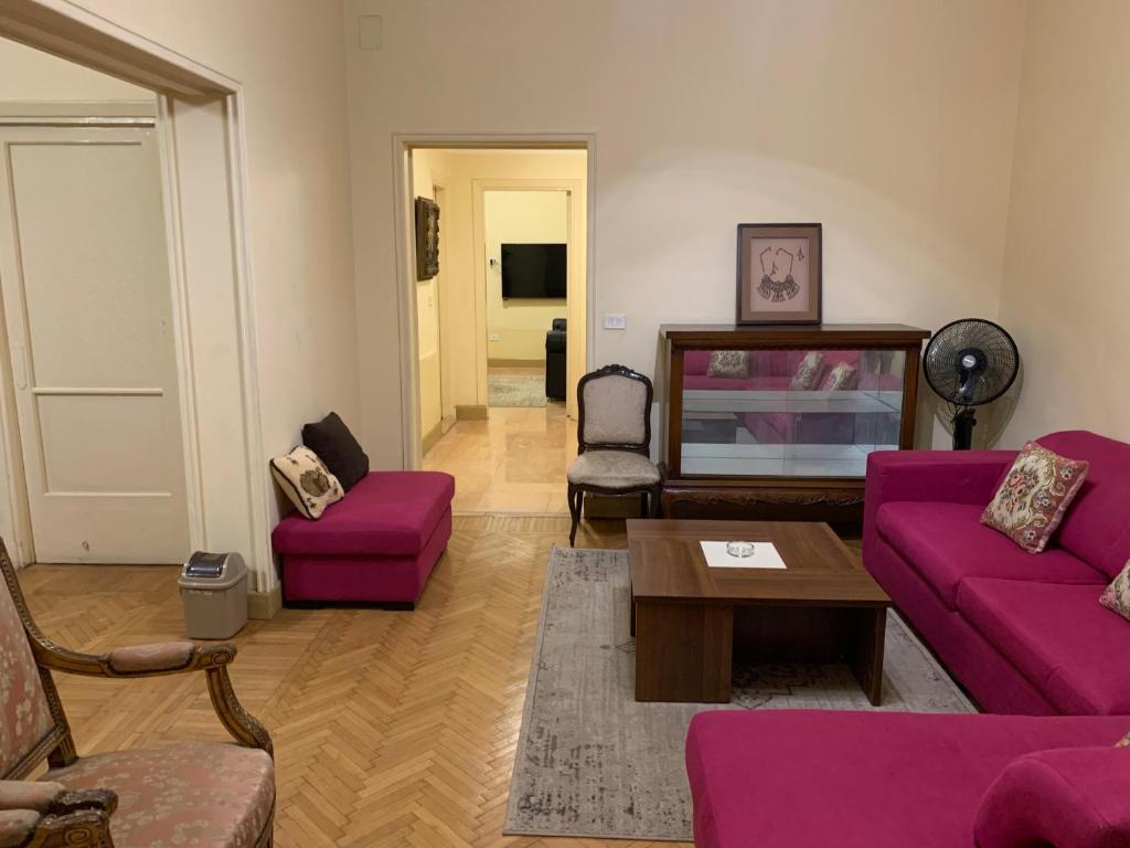 A seating area at Prime location 2 bed rooms Apartment , near the Nile & Cairo Center