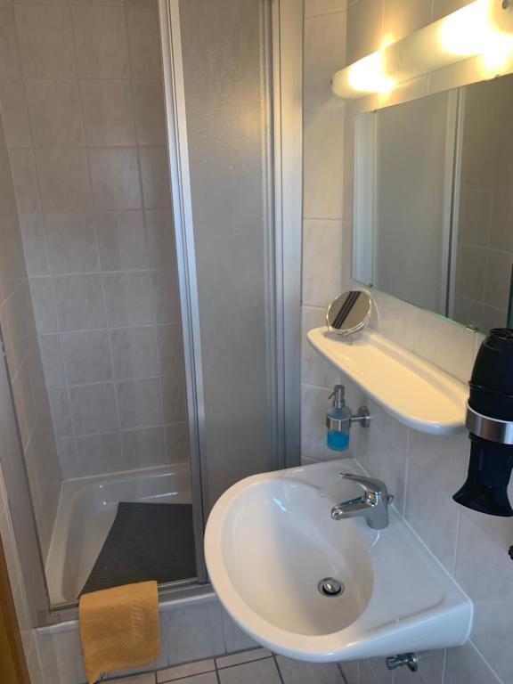 Kiek Inn - Single Room With Garden View