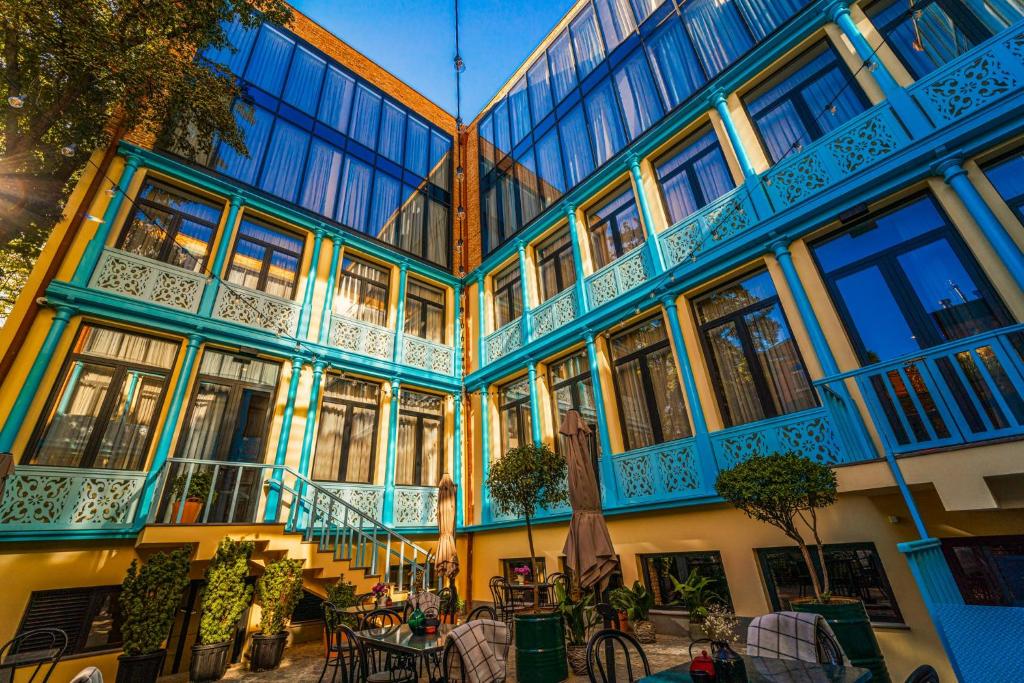 Budova, kde se hotel nachází