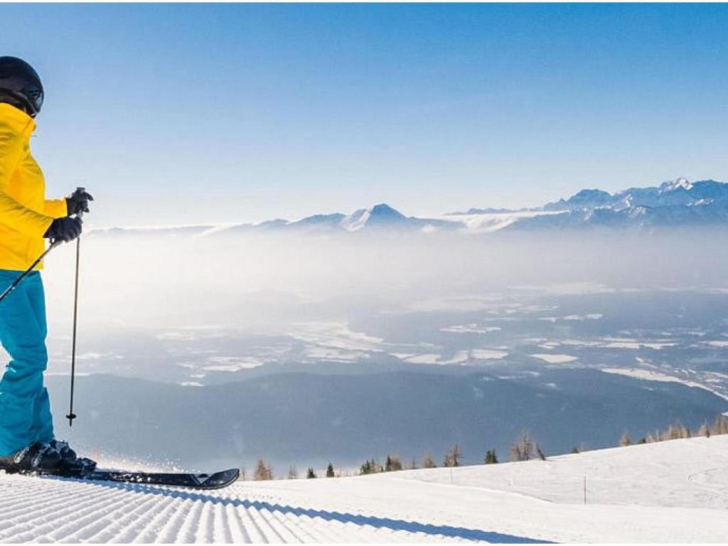 Mobile Home in Bodensdorf near Ski & Lake v zimě