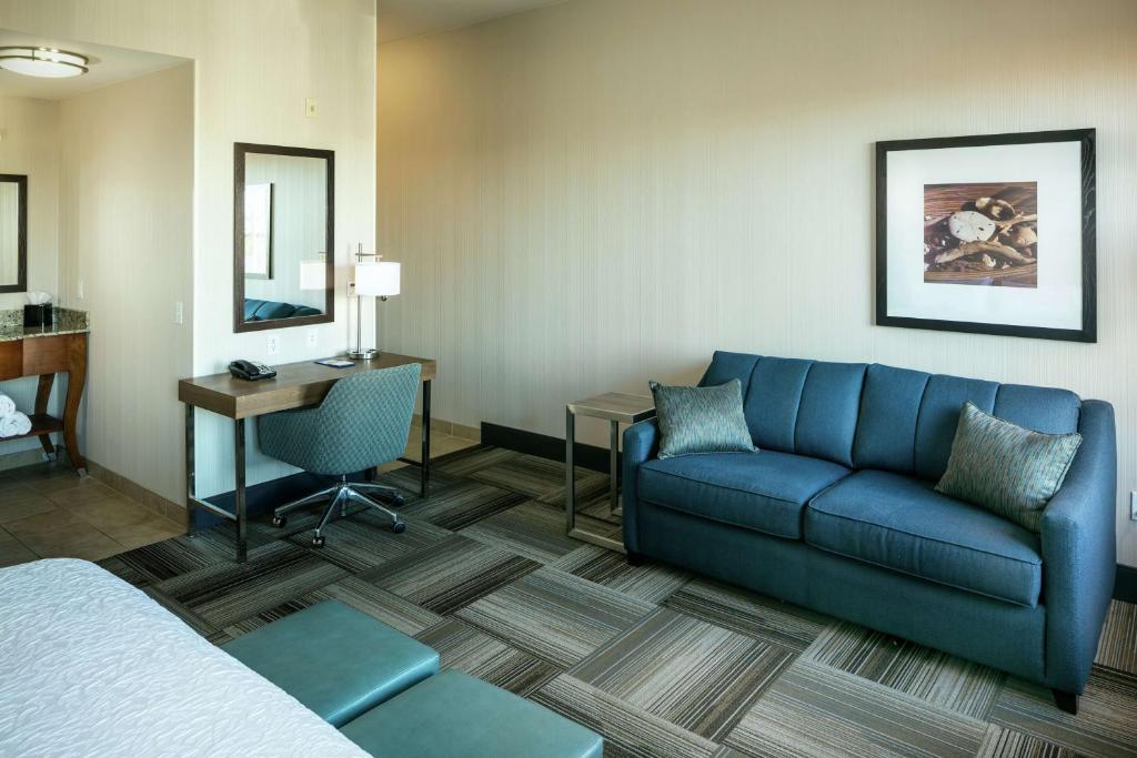 Posezení v ubytování Hampton Inn & Suites Arroyo Grande