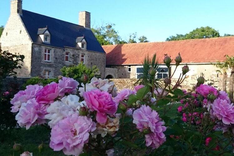 Renovated 18th century Norman manor house, BarnevilleCarteret (updated