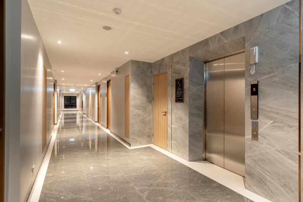 Fotografie z fotogalerie ubytování Crystal Srivaree Suvarnabhumi Hotel v destinaci Ban Khlong Bang Krathiam