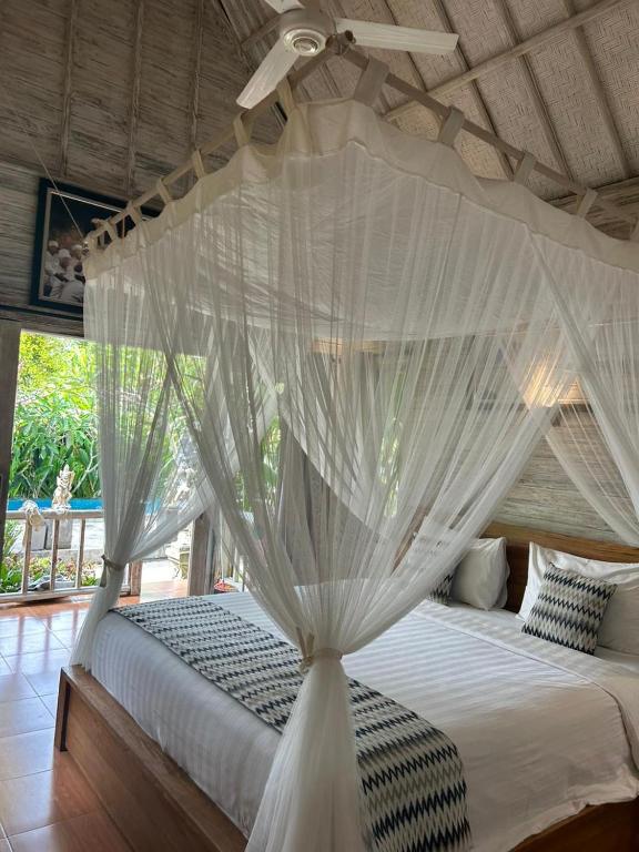 221 Garden Cottages - 4