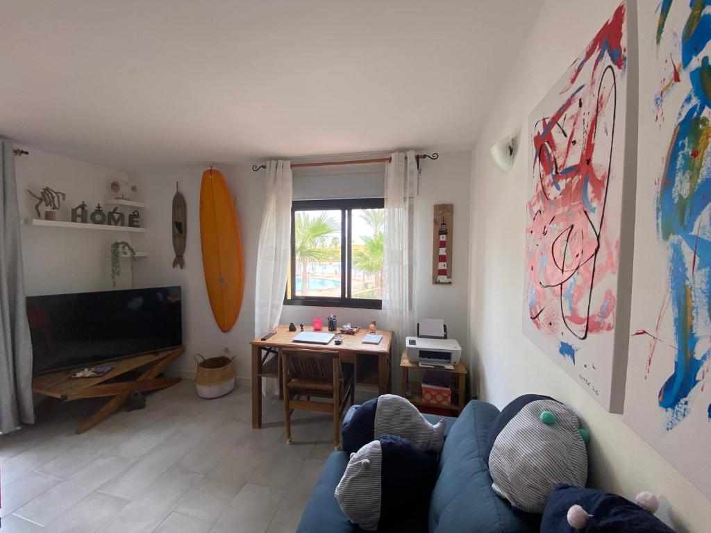 A television and/or entertainment centre at La Casa di Julia