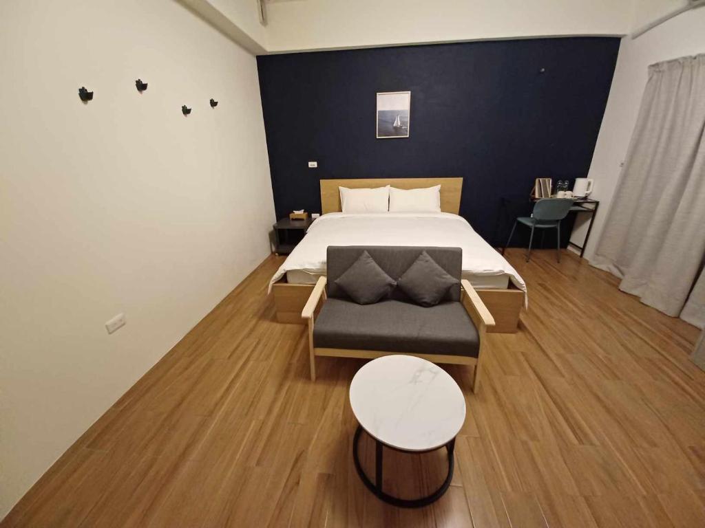 舟津食旅 Mooring B&B 禁菸民宿 訂房請詳閱住宿須知 - Sala De Reina De Lujo