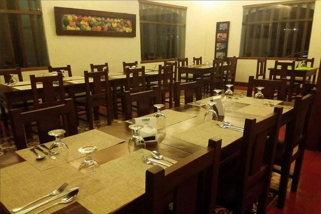 Restaurace v ubytování NSCC Hotel Vigan