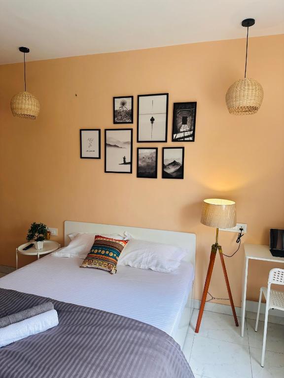 Gallery image of Poetry: Pvt Studio in Koregaon Park . AC WiFi SmartTv in Pune