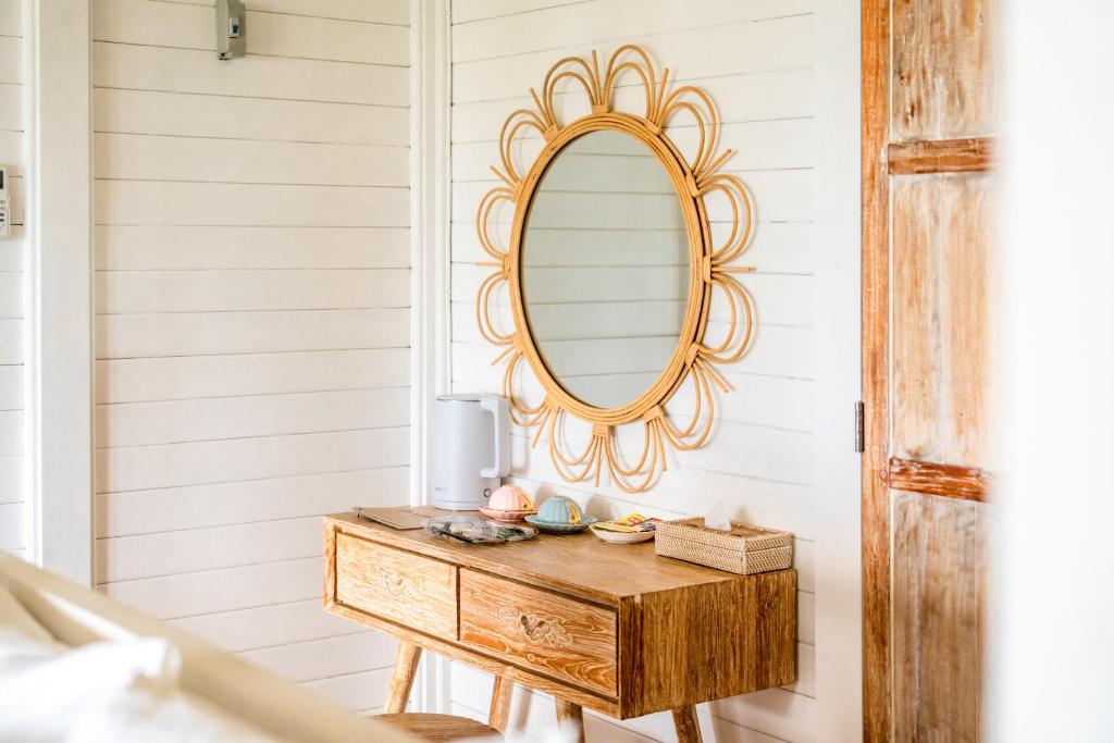 Mambo Hill Resort - 8