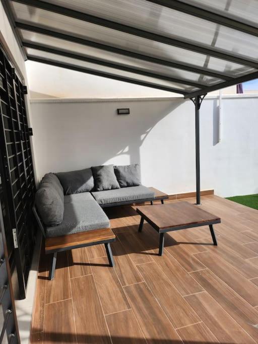 the butterfly house - Two-Bedroom House
