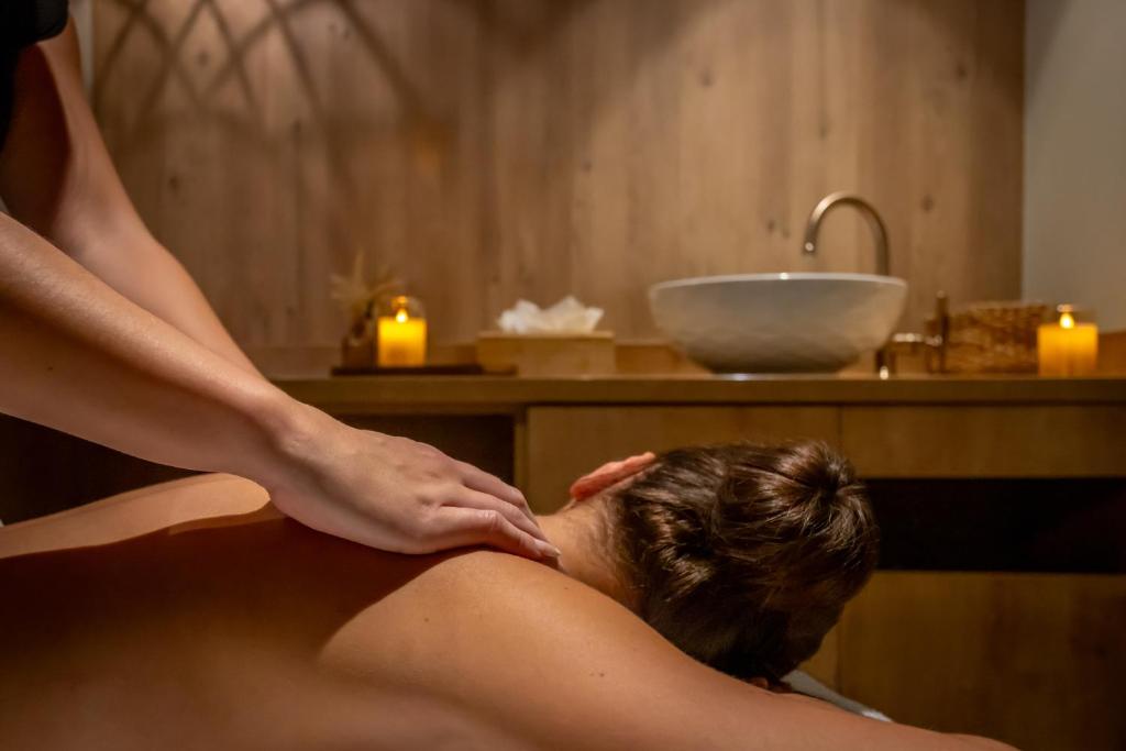 Lázně a/nebo wellness v ubytování Hôtel & Spa Le Maury, Vannes, The Originals Boutique