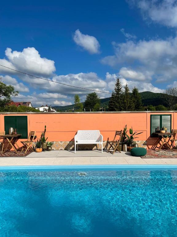 Bazén v ubytování BOHO HOUSE nebo v jeho okolí
