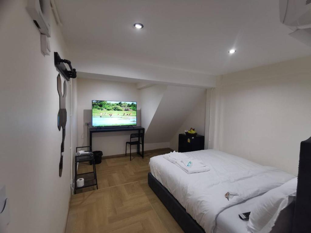 The One Hotel - Resim 11