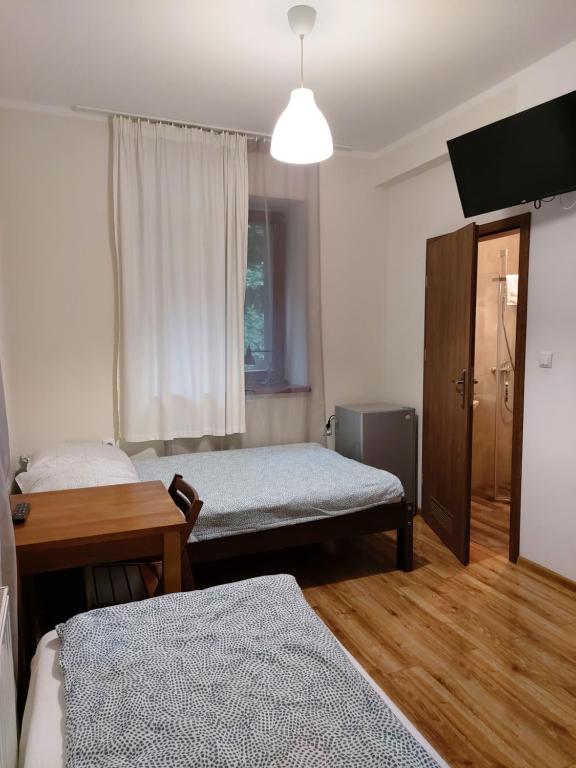 Eko Dworek tylko 1500m do wejścia Energylandii - 1