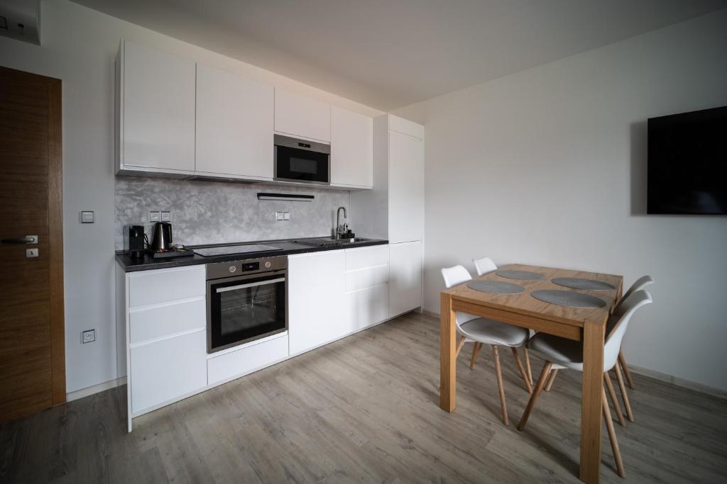Η κουζίνα ή μικρή κουζίνα στο Garni hotel Svitavy