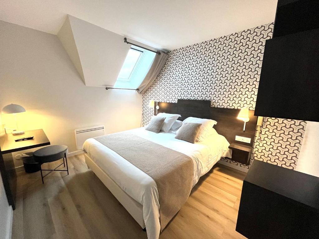 Logis - Hôtel de la Baie de Somme - Economy Double Room With Skylight