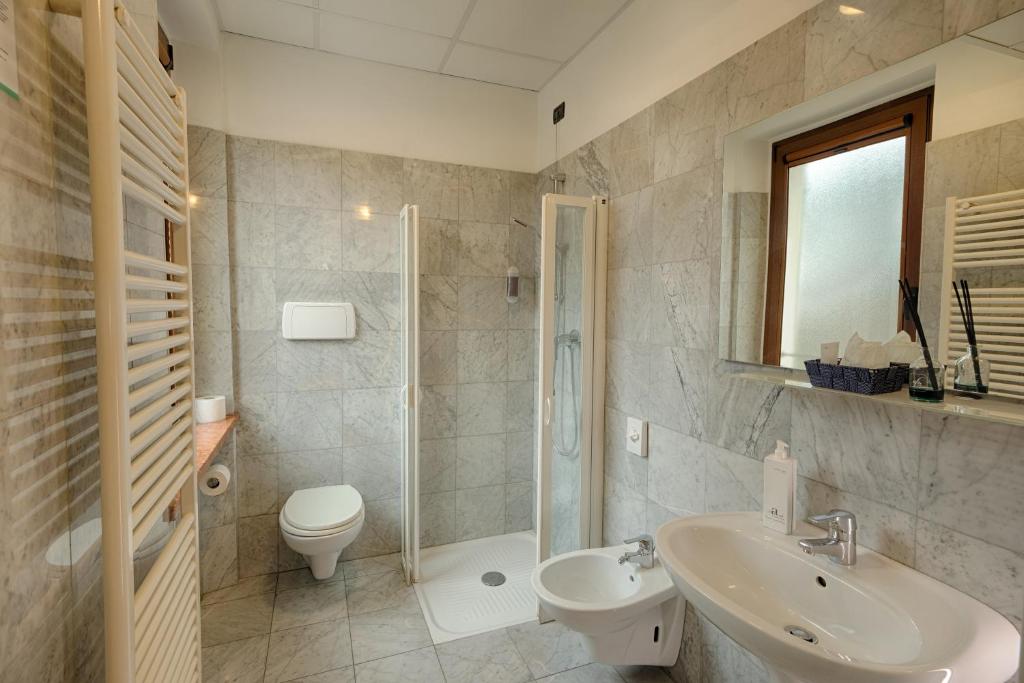 Hotel Fontana Verona - 14