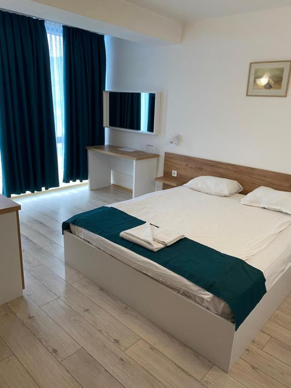 Postel nebo postele na pokoji v ubytování Hotel Fors