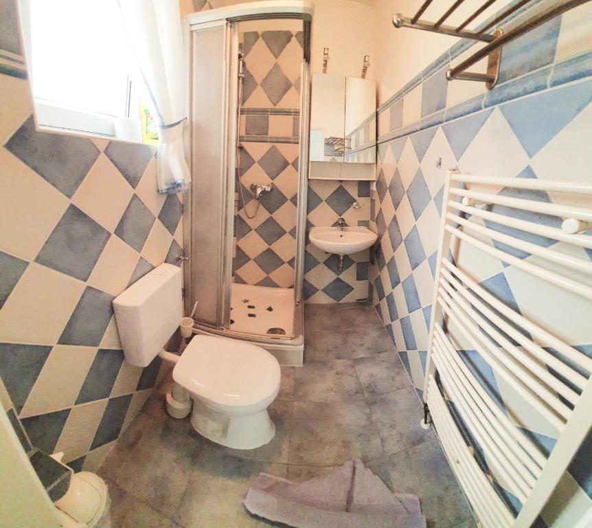 Koupelna v ubytování Hotel-Pension Haus Hubertus