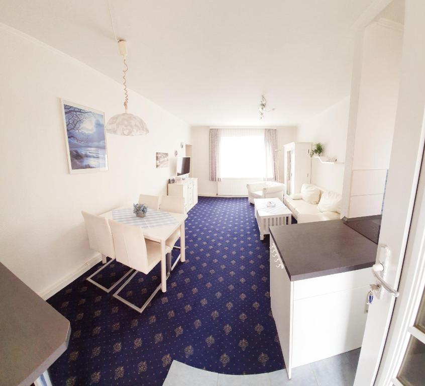 Posezení v ubytování Hotel-Pension Haus Hubertus