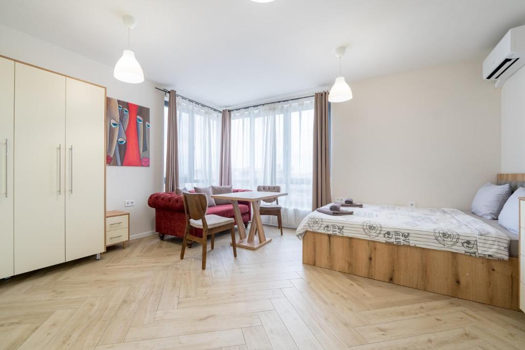 Travel Proud WOW studios for rent - bul Montevideo 25A - B - Studio Roi