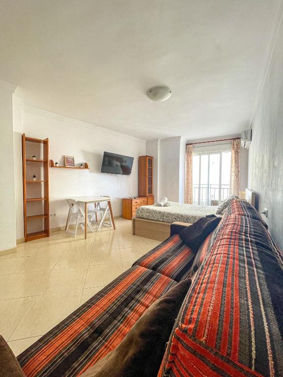 A television and/or entertainment centre at Estudio in City Center Málaga!