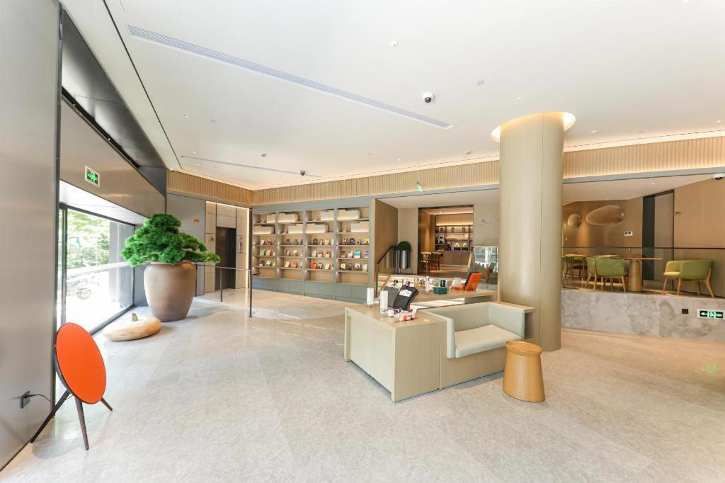 Gallery image of Ji Hotel Shanghai People'S Square Beijing West Road in Shanghai