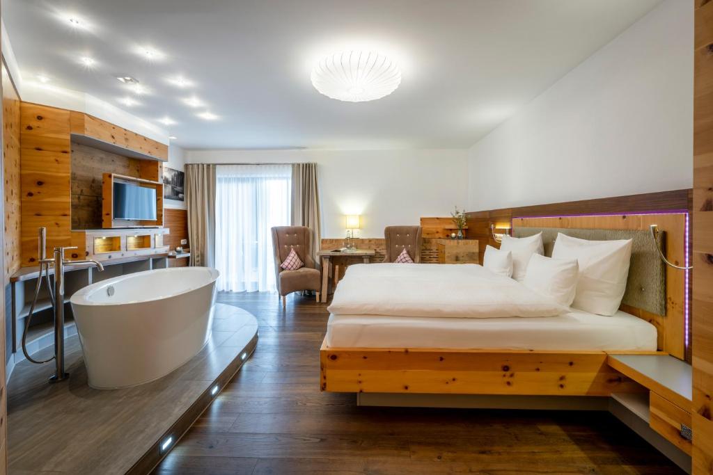 Hüttenhof - Wellnesshotel & Luxus-Bergchalets - Adults only - Chambre Double - Harmonie