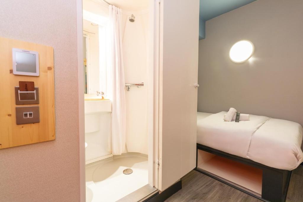 easyHotel Glasgow City - Resim 27