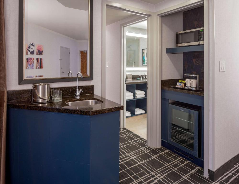 Doubletree Suites by Hilton Salt Lake City photo