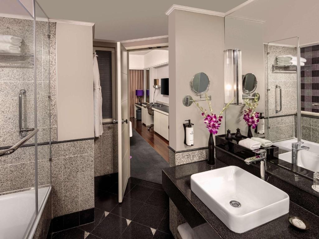 Koupelna v ubytování Sofitel Saigon Plaza