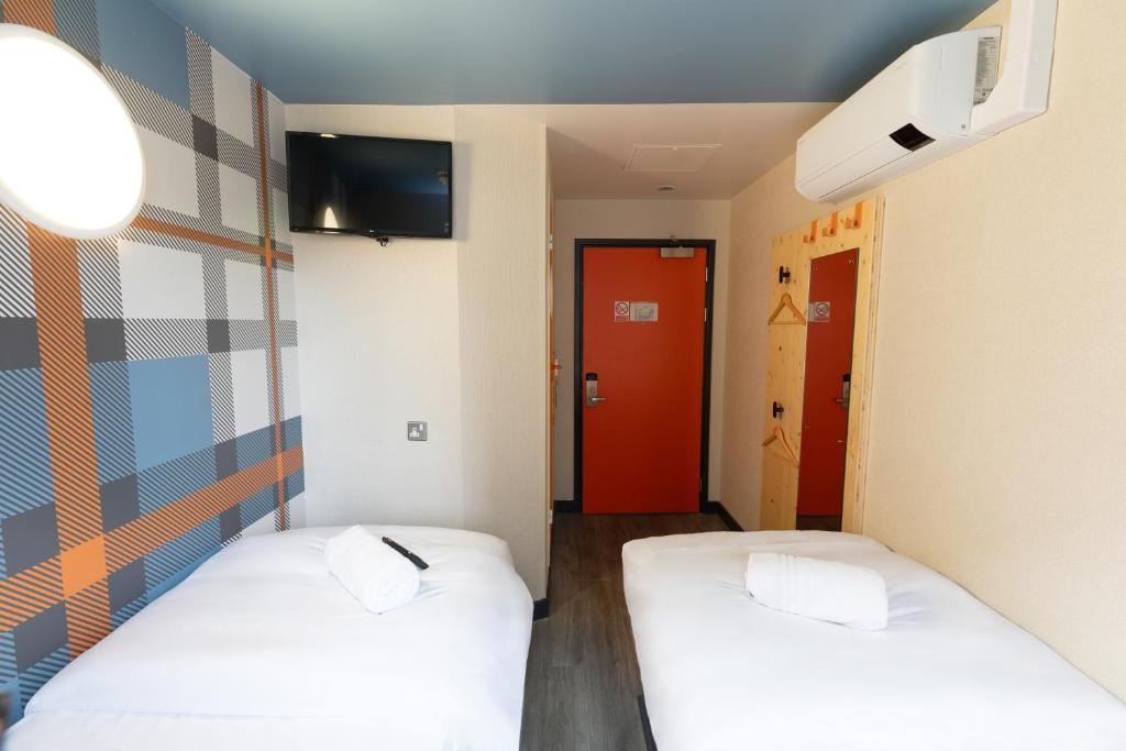 easyHotel Glasgow City - Resim 32