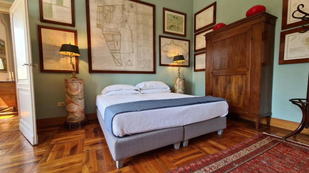 Postel nebo postele na pokoji v ubytování Castello di Lispida