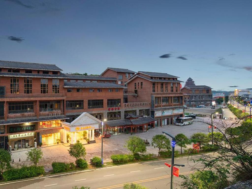Photo de la galerie de l'établissement Vienna Hotel Guizhou Anshun Huangguoshu Waterfall Scenic Spot, à Anshun